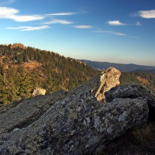 Pohled z Malého na Velký Ostrý