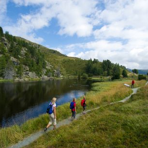 Stezka podél jezera Windebensee, foto Franz Gerdl