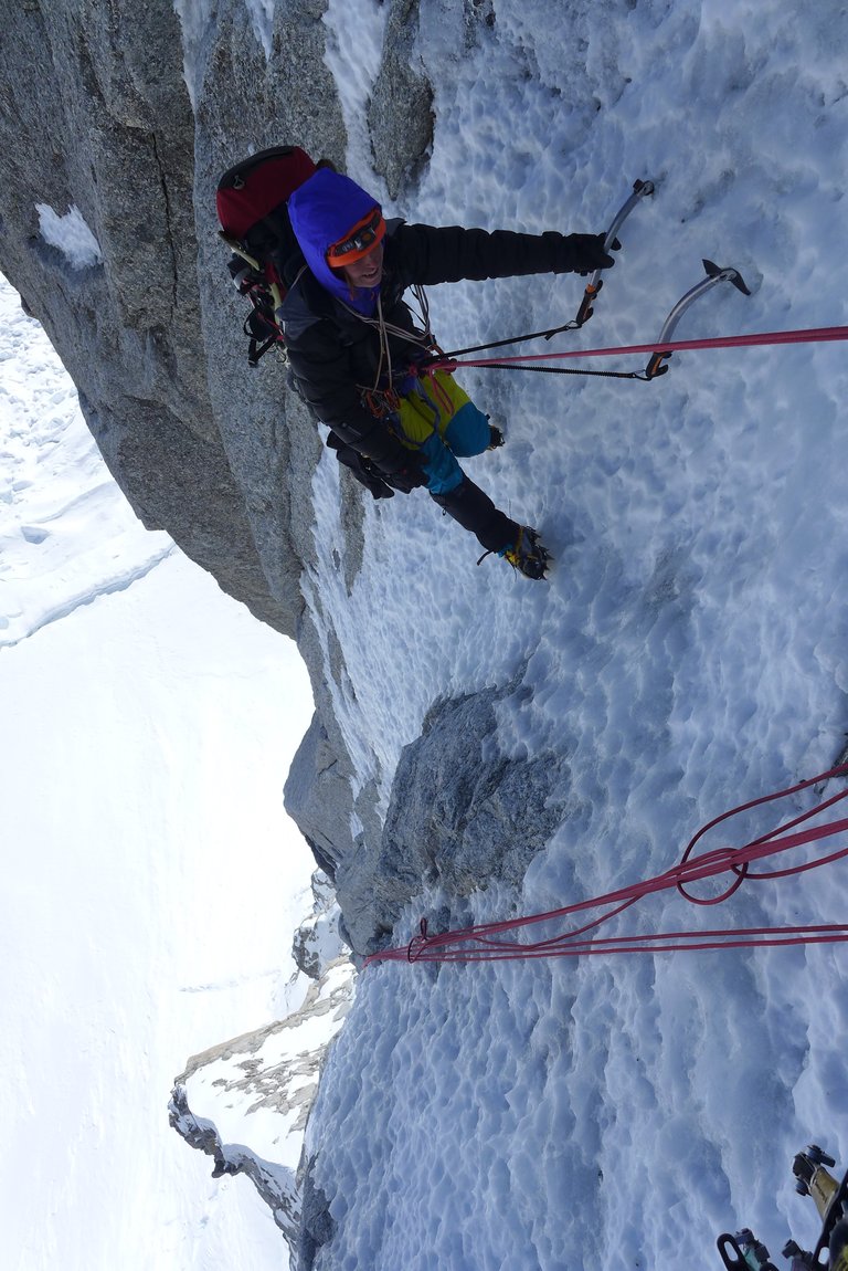 Vrstvička ledu dává možnost průstupu