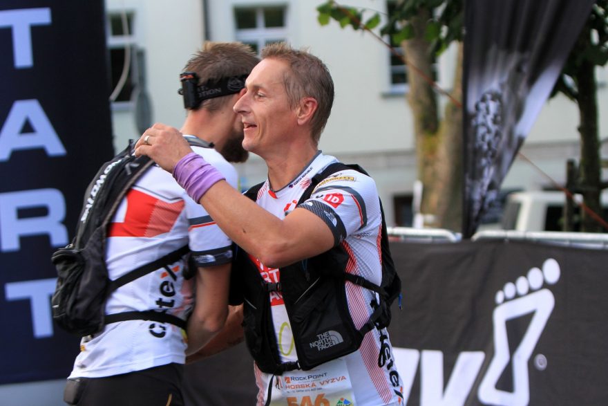 Závěrečné objetí Kříže a Stantejského