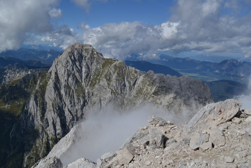 impozantní stěna Mangartu z vrcholu Jalovce