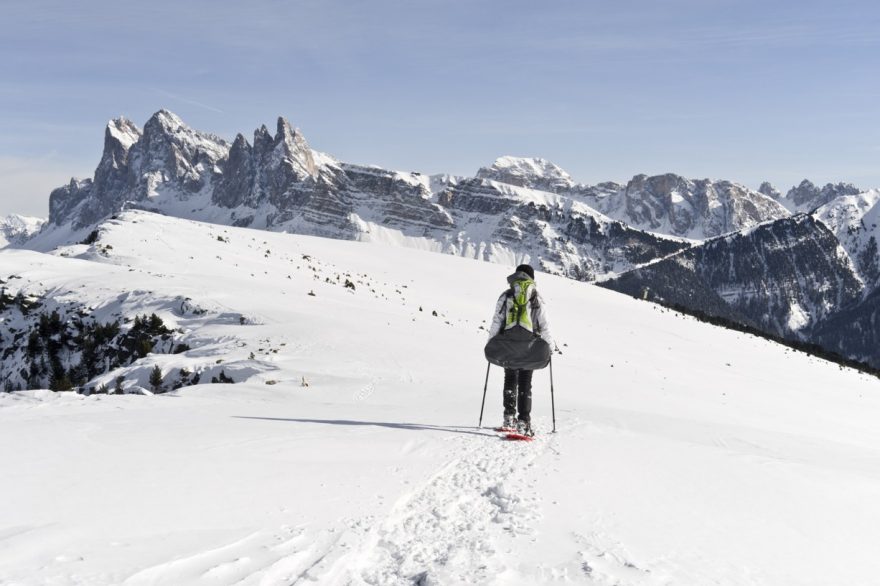 Sněžnicování v Dolomitech