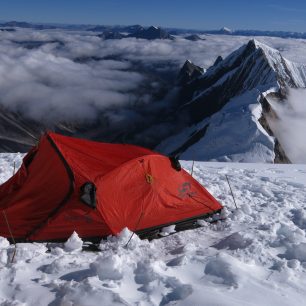 Honza Tráva na Manaslu stanoval v Hannah Charge.