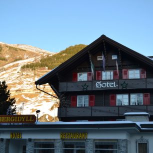 Hotel, ve kterém bydlel Sean Connery během natáčení bondovky Goldfinger.