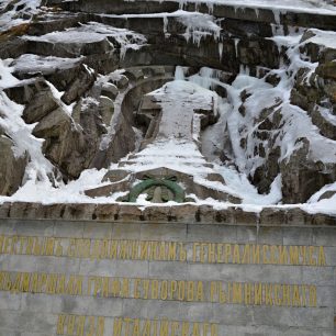 Památník ruskému generálu Suvrovovi připomíná bitvu z roku 1799.