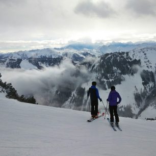 I když zůstanete u tradičních lyží, užijete si to tu, Rakousko