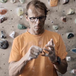 Simone Moro buduje záchranný systém v Nepálu