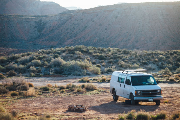 Spaní kdekoliv a kdykoliv, Julie Ellison/climbing.com