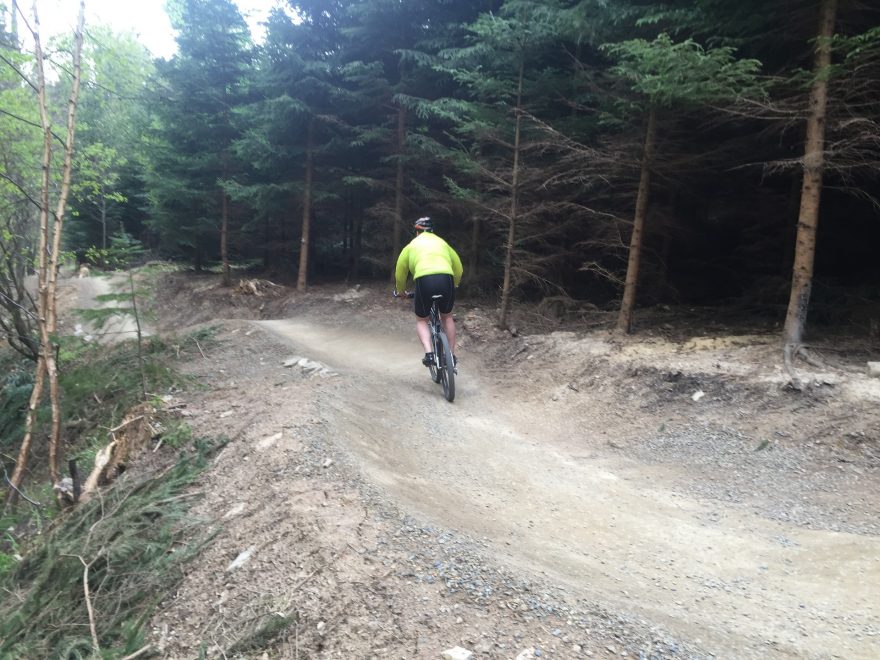 Zatáčky sem, zatáčky tam, Jedovnice