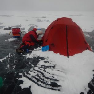 Nocování na ledu, Mongolsko