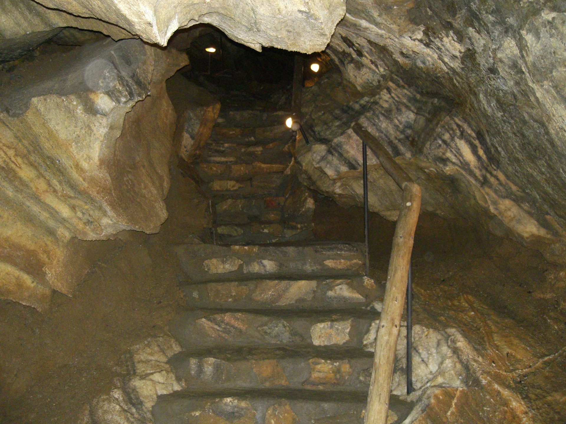 Mramorové schody, Chýnovská jeskyně