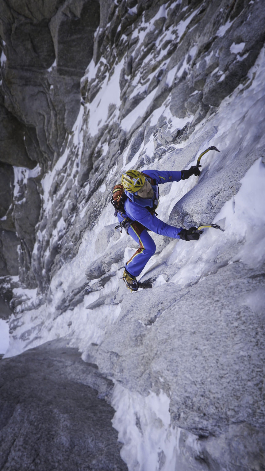 Pucher při svém sólu cestou Supercouloir na Mont Blanc de Tacul
