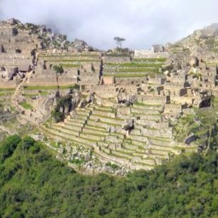 Výstup na Putucusí, hory s výhledem na Machu Picchu