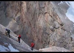 Výstup na nejvyšší vrchol Dolomit - Marmoladu