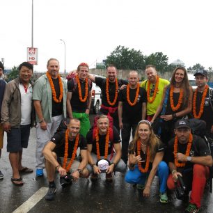 Všichni členové expedice po příletu do Kathmandu v Nepálu.
