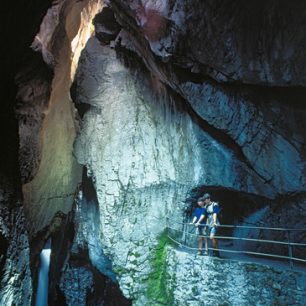 Ledovcová propast Gletscherschlucht, Švýcarsko