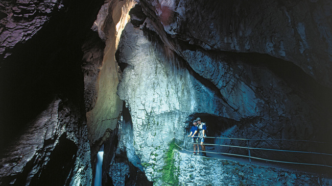 Ledovcová propast Gletscherschlucht, Švýcarsko