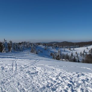 Valašsko uspokojí jak výkonnostní lyžaře, tak milovníky pohodových výletů na běžkách, Javorníky