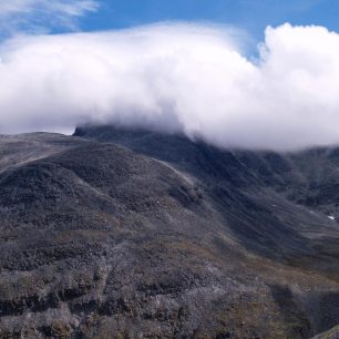Rondane - vrcholek Rondslottet v mracích