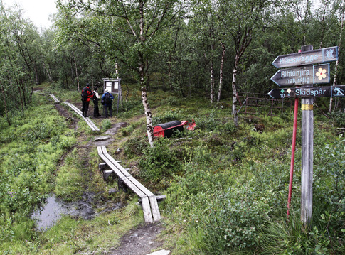Stezka k vrcholu Njulla
