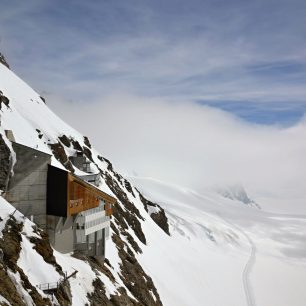 Výhledy z Jungfraujoch, Švýcarsko.