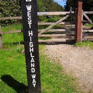 Značení trasy West Highland Way, Skotsko