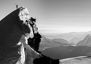 Výstupy na alpské čtyřtisícovky Bishorn a Combin de Valsorey, pro který byl motivátorem sám Ueli Steck