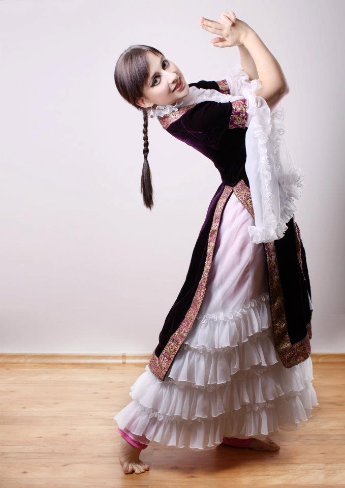 Perský tanec je krásnou ladnou taneční formou