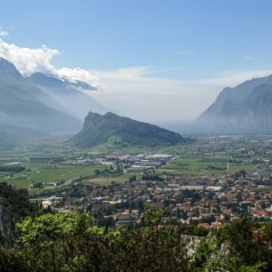 Jan Konvalinka, Výhled z hřebene Colodri směr Lago di Garda