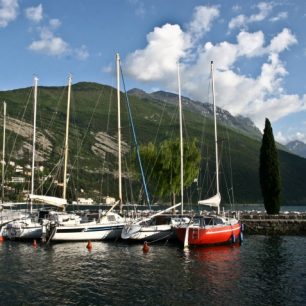 Veronika Zahradníková, Kemp u břehu Gardského jezera