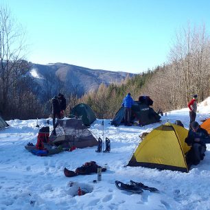 První ráno v horách - nedaleko Sarmityegetuya rega (1058 m)