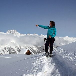 Za pěkného počasí je vidět Bernina
