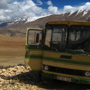 I tady jezdí autobus